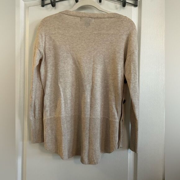 Tahari Tan Button Side Pullover Sweater Women’s XS EUC - Picture 2 of 12